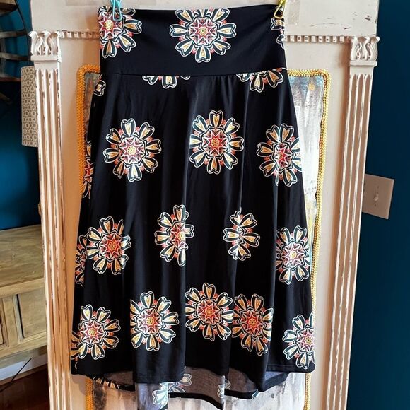 LuLaRoe Azure Skirt - Picture 1 of 7